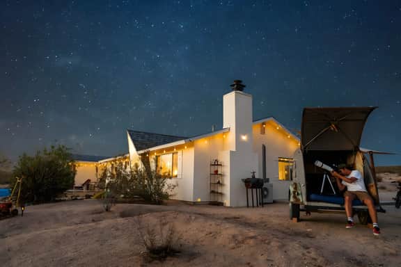 Into The Wild / Secluded / Stargazing Trailer