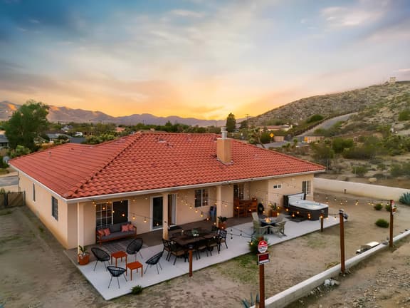 Joshua View Family Retreat / Spa / Fire Pit