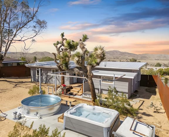 Joshua Tree High View / Spa / Mins To The Park